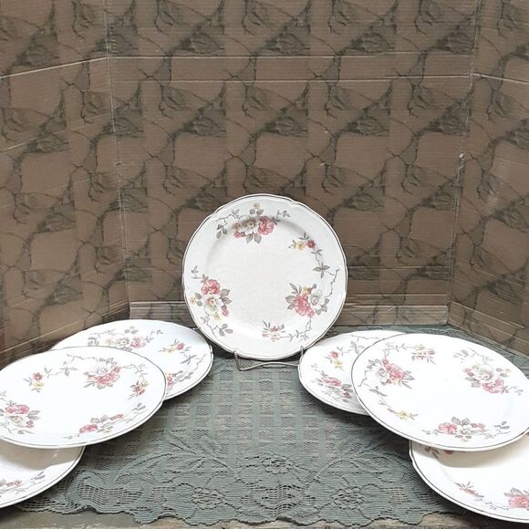7 vintage "Blossom Time" bread and butter plates by Edwin Knowles - Picture 1 of 8